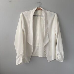 Amazon lined cream blazer scrunch sleeve size Large
